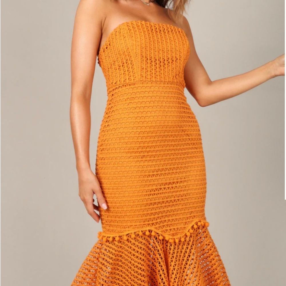 Petal & Pup AU - Never Worn Beautiful Orange Midi Dress